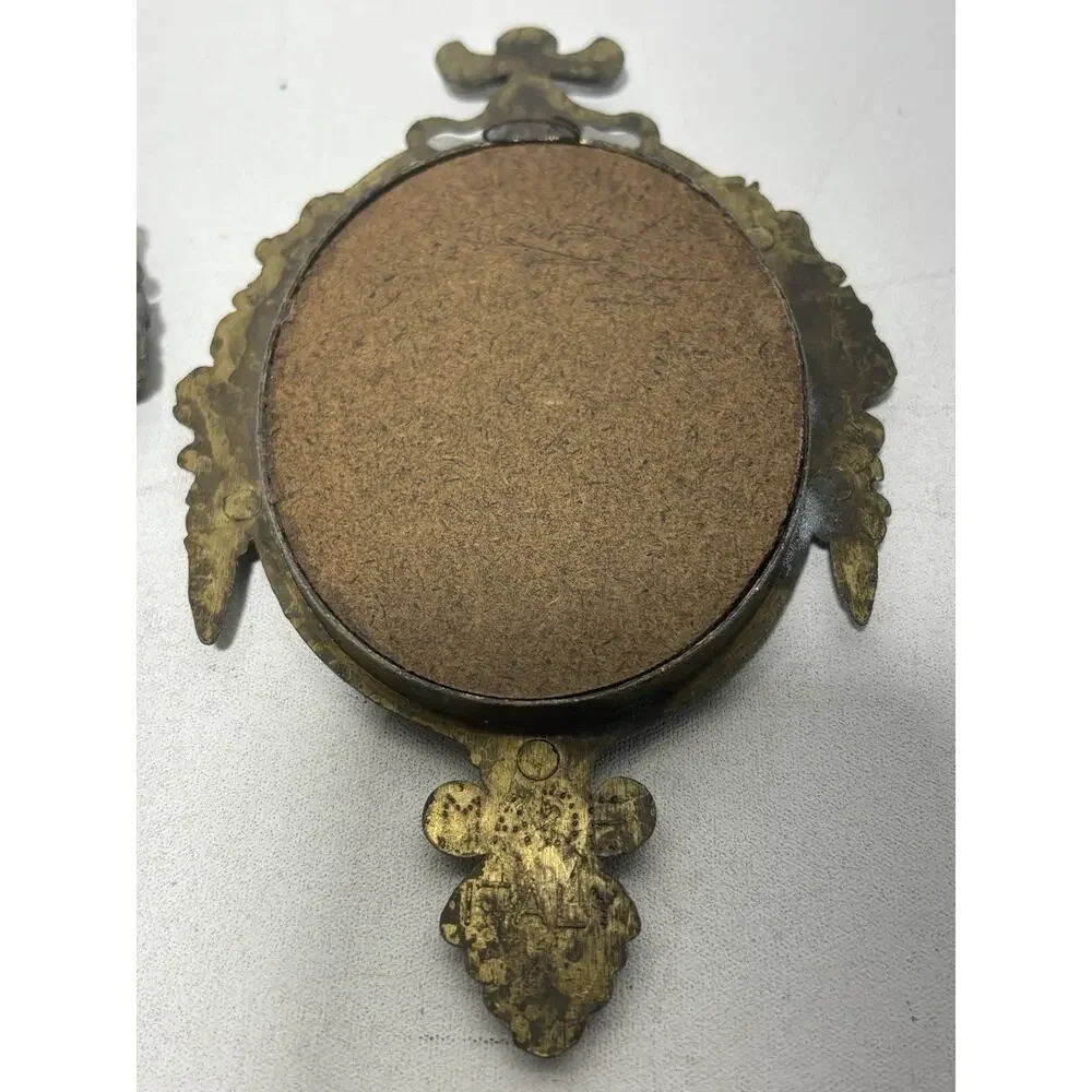 Pair Of Vintage Italy Frames Victorian Girls Small Ornate Antique Gold Brass
